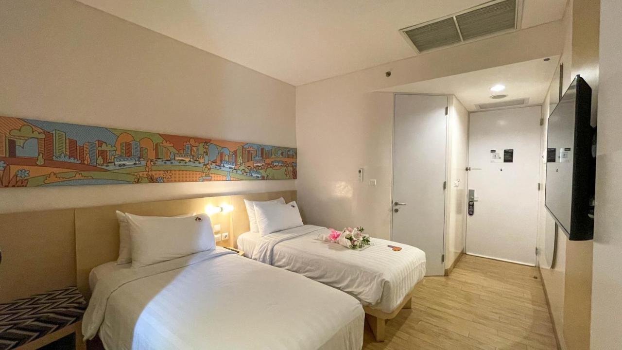 Hotel Maxone Premier Melawai Giacarta Camera foto