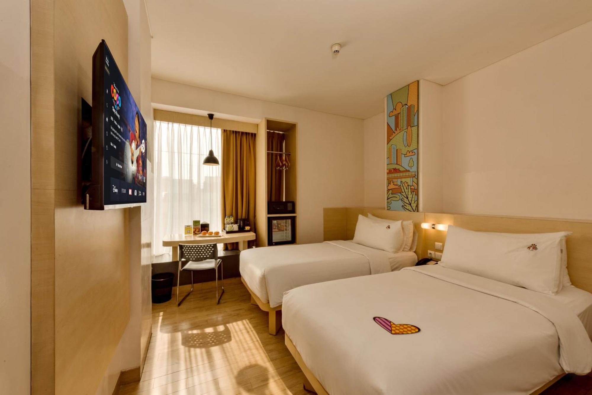 Hotel Maxone Premier Melawai Giacarta Esterno foto