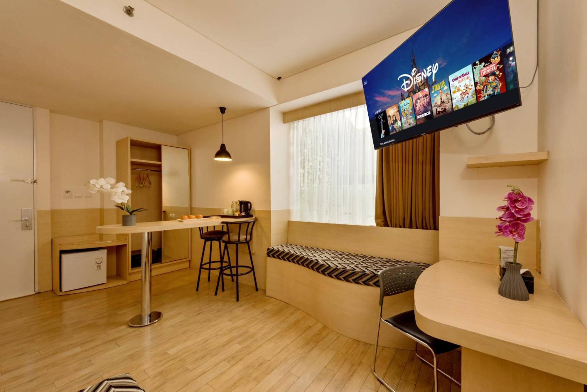Hotel Maxone Premier Melawai Giacarta Esterno foto